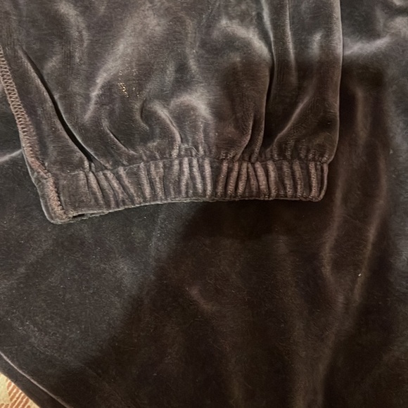 DESIGNER SWEATER - Picture 8 of 10